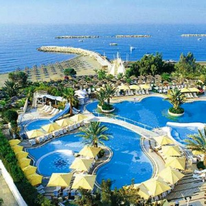 На Кипре открылся обновленный отель Four Seasons