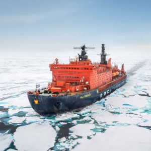 Путешествие на Северный полюс на ледоколе "50 лет Победы"
