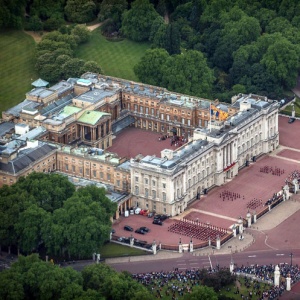 Букингемский дворец открыт для публики до 30 сентября